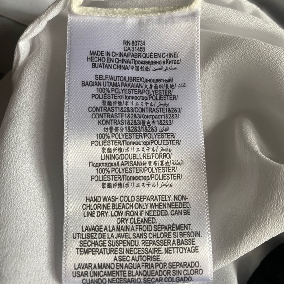 BCBG dress in size 02 - Picture 9 of 10